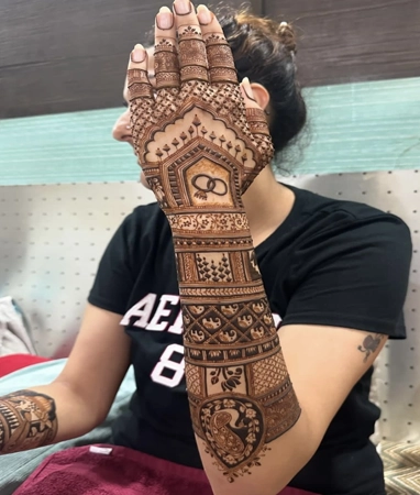 yadumehndi