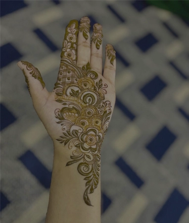 yadumehndi